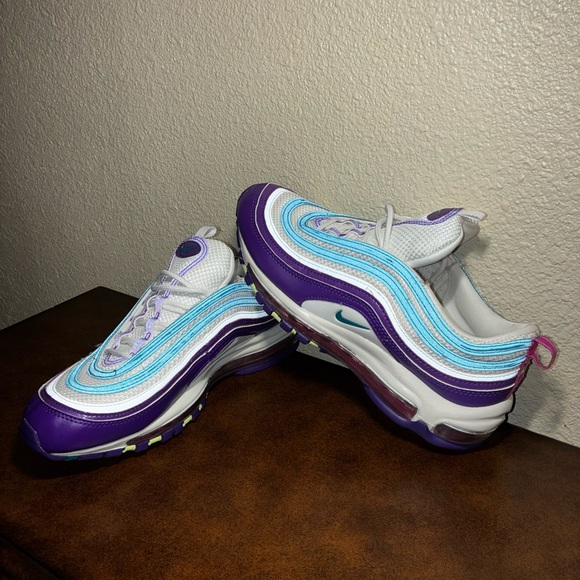 Nike Air Max 97 'Hornets' Sneaker - Picture 6 of 8